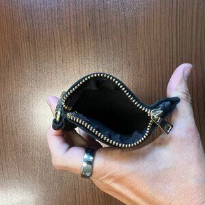 Heart Pouch in Black